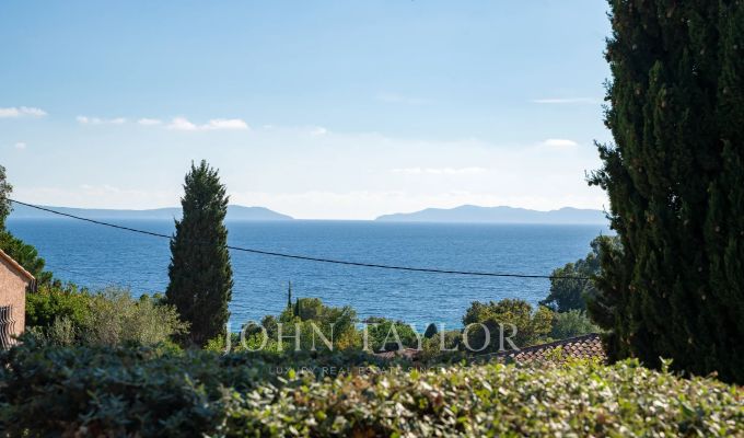 Sale Apartment Rayol-Canadel-sur-Mer