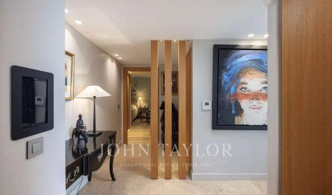 Sale Apartment Saint-Paul-de-Vence