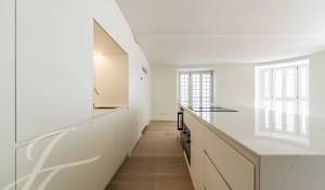 Sale Apartment Santo António