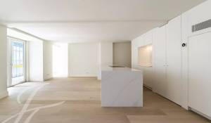 Sale Apartment Santo António