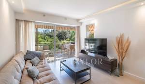 Sale Apartment Vallauris
