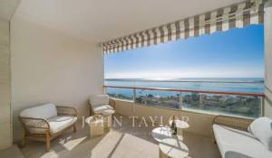 Sale Apartment Vallauris