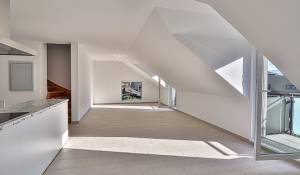 Sale Attic Rennaz