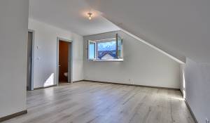Sale Attic Rennaz
