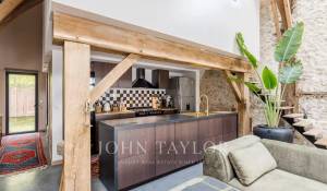 Sale Barn Saint-Émilion