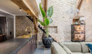 Sale Barn Saint-Émilion