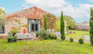 Sale Barn Saint-Émilion