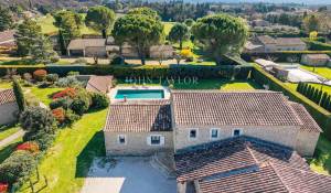 Sale Bastide Gordes