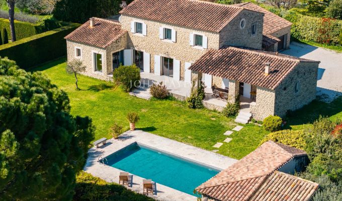 Sale Bastide Gordes