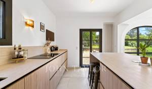 Sale Bastide Luynes