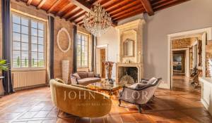 Sale Castle Bordeaux