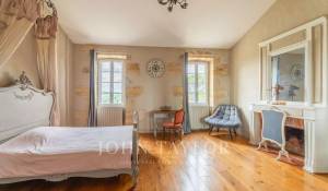 Sale Castle Bordeaux