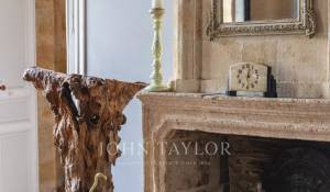 Sale Castle Bordeaux