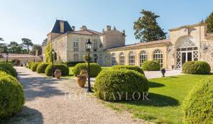 Sale Castle Bordeaux