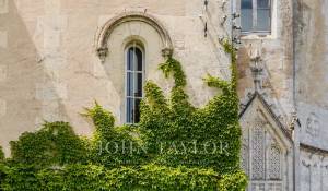 Sale Castle Bordeaux