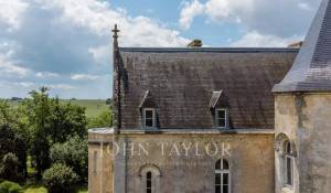 Sale Castle Bordeaux