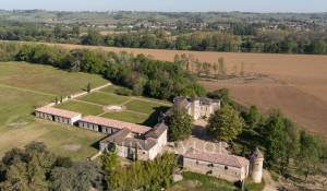 Sale Castle Langon