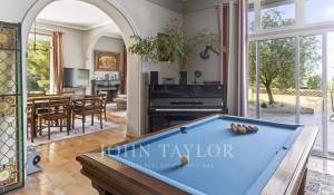 Sale Castle Marseille 9ème