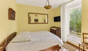 Sale Castle Marseille 9ème