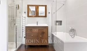 Sale Castle Marseille 9ème