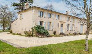 Sale Castle Saint-Émilion