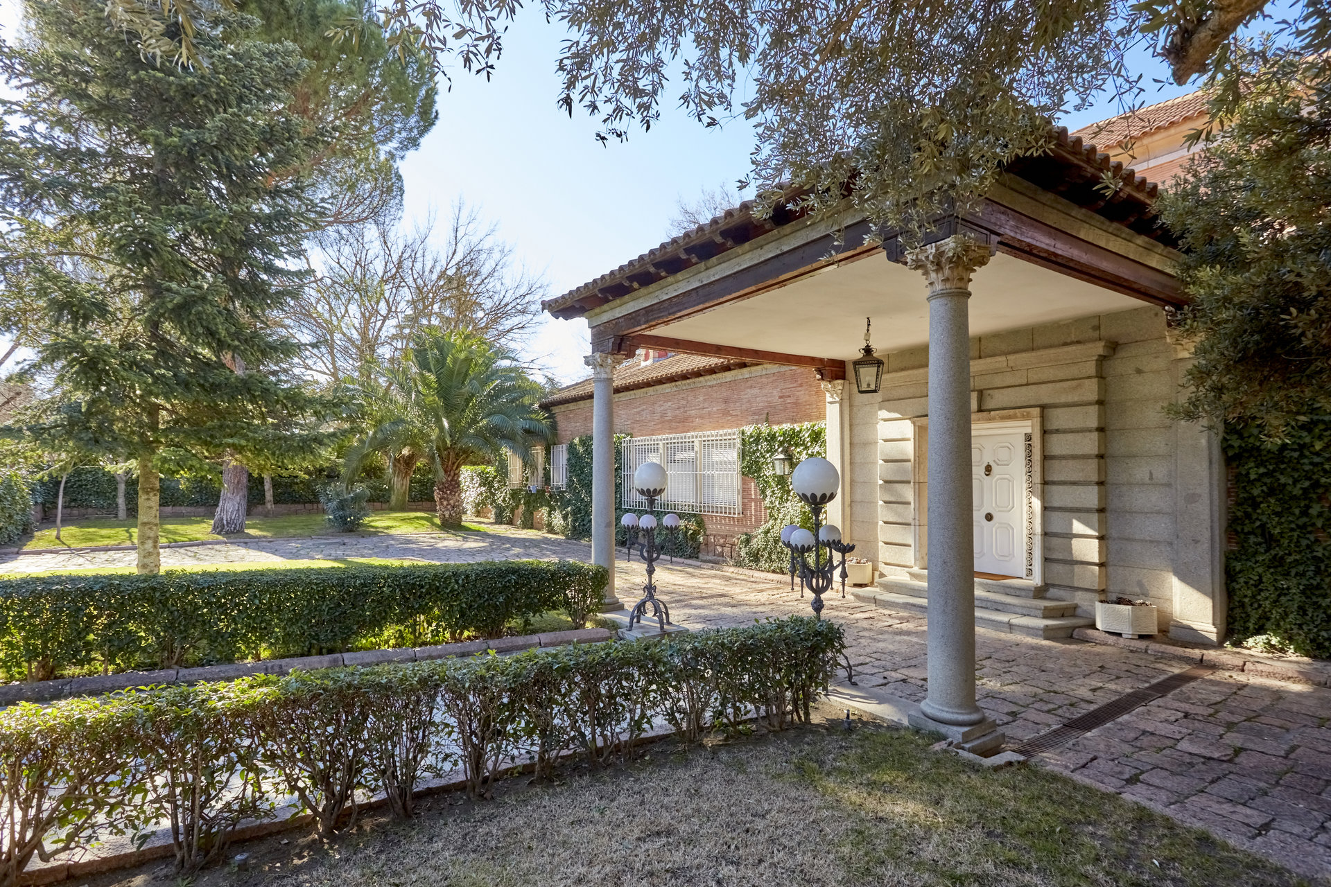 Ad Sale Chalet Madrid (28035) refV0321MAC