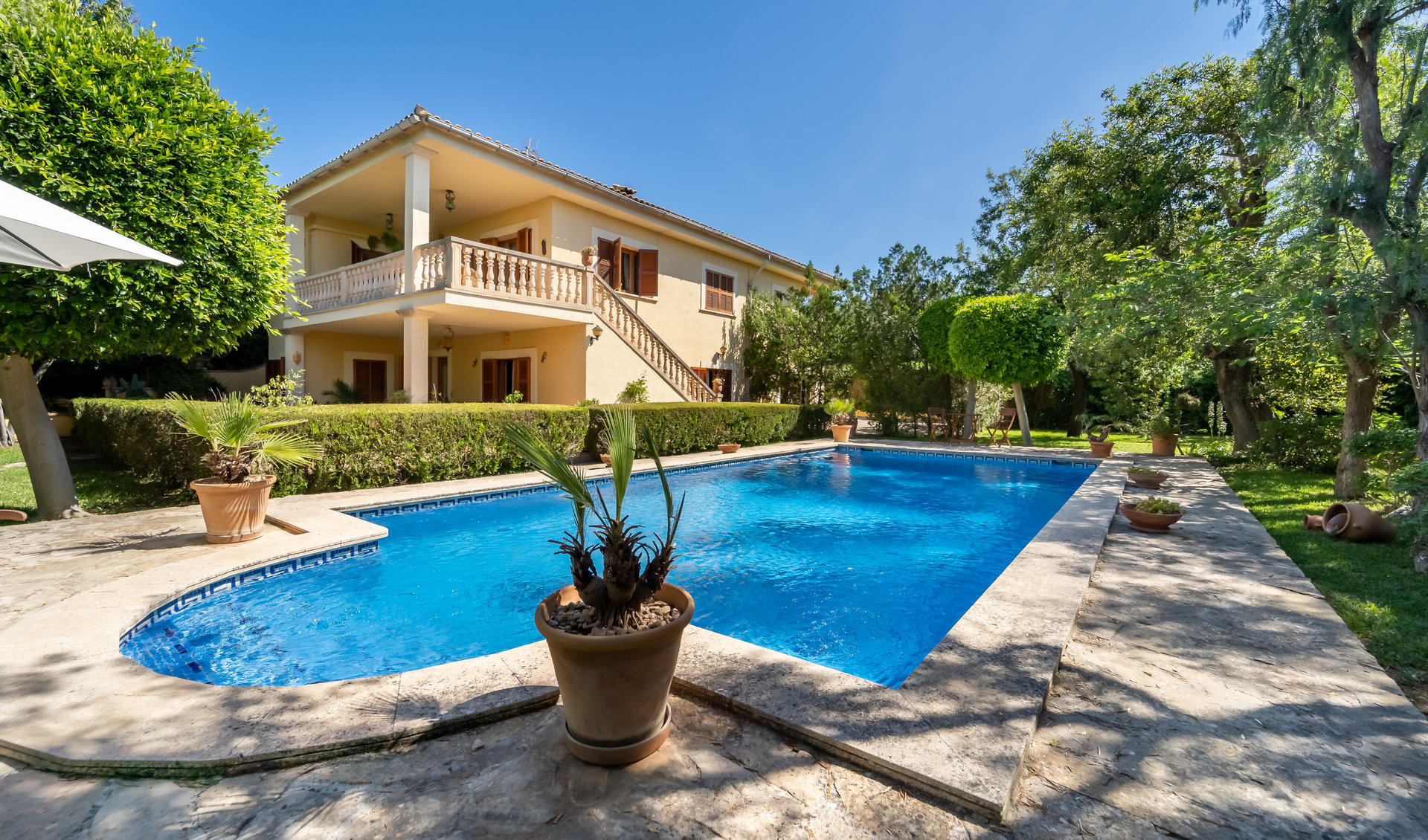 Ad Sale Chalet Palmanyola (07193), 7 Rooms refV0648PM