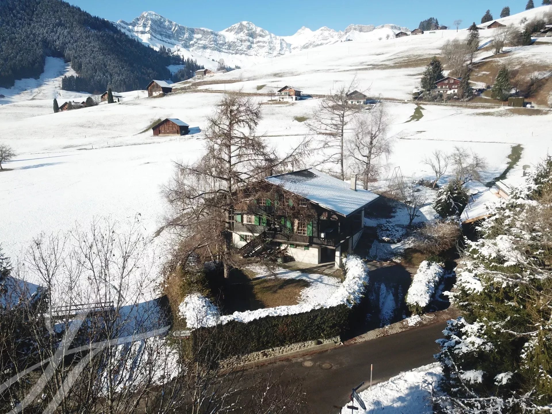 Ad Sale Chalet Rougemont (1659), 6.5 Rooms refV0808GS