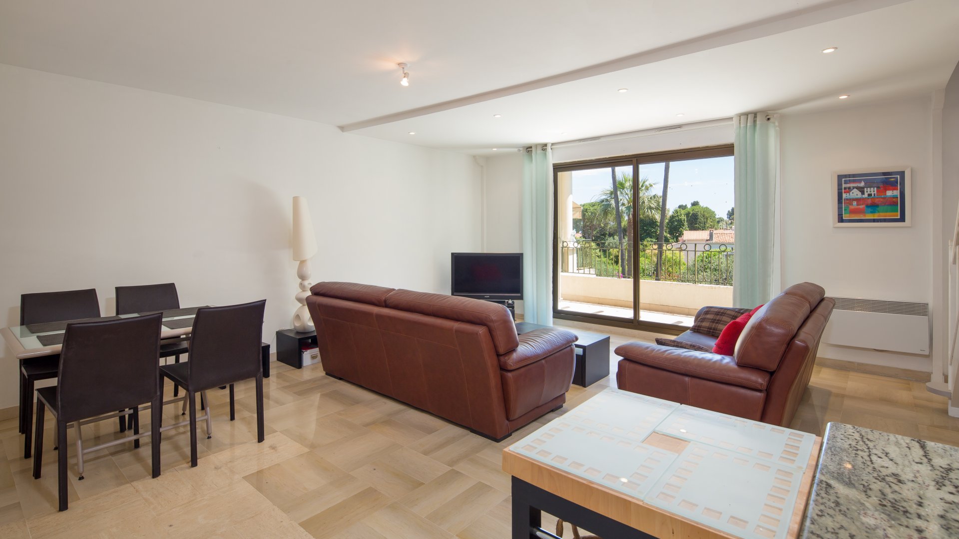 Jean Smiths Duplex Is Up