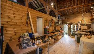 Sale Farm Forel
