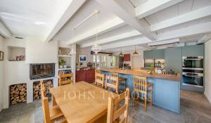 Sale Farm Forel