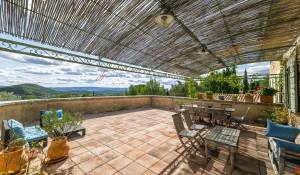 Sale Farm Saint-Saturnin-lès-Apt