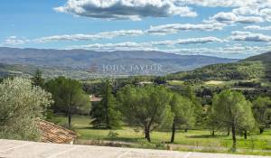 Sale Farm Saint-Saturnin-lès-Apt