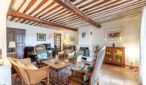 Sale Farm Saint-Saturnin-lès-Apt