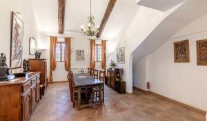 Sale Farm Saint-Saturnin-lès-Apt