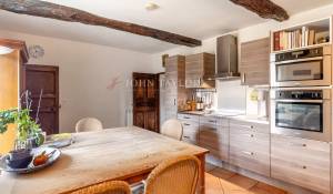 Sale Farm Saint-Saturnin-lès-Apt