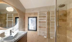 Sale Farm Vaison-la-Romaine