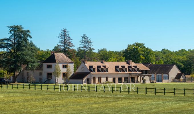 Sale Game reserve Chambord