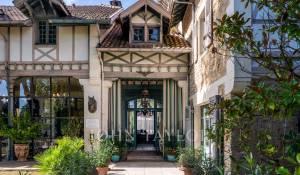 Sale Hotel Biarritz