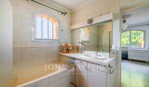 Sale House Aix-en-Provence