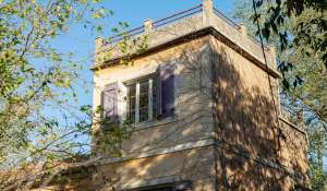 Sale House Aix-en-Provence