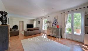 Sale House Aix-en-Provence