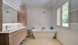 Sale House Aix-en-Provence