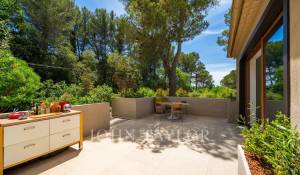 Sale House Aix-en-Provence