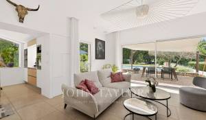 Sale House Aix-en-Provence