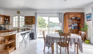 Sale House Ambarès-et-Lagrave