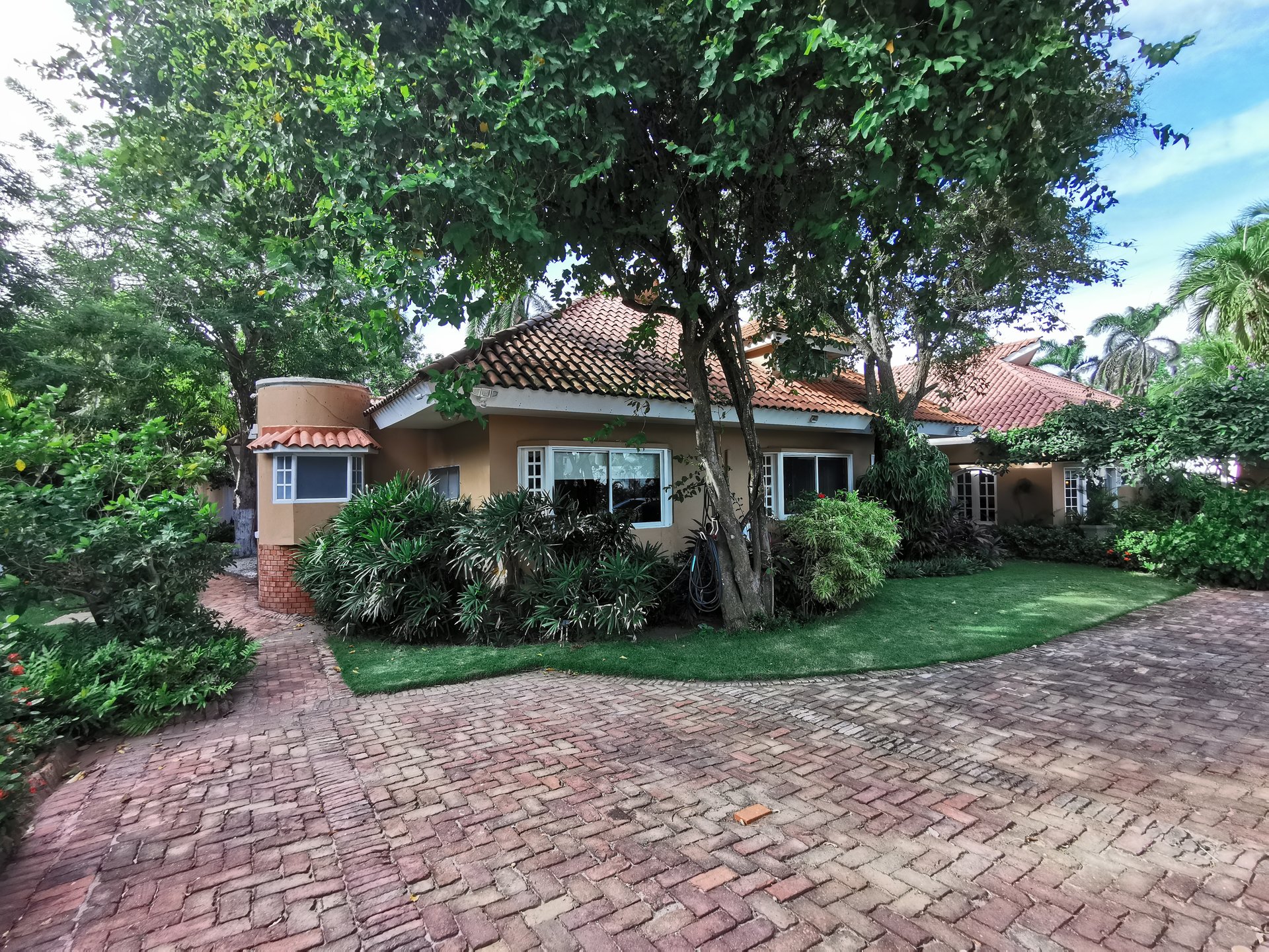 Ad Sale House Barranquilla (080003), 4 Rooms refV0134CI