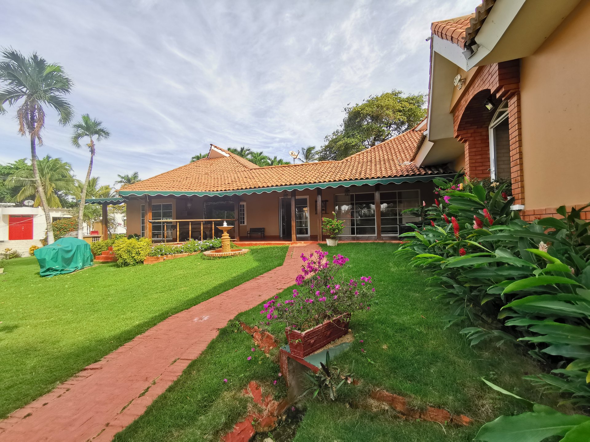 Ad Sale House Barranquilla (080003), 4 Rooms refV0134CI