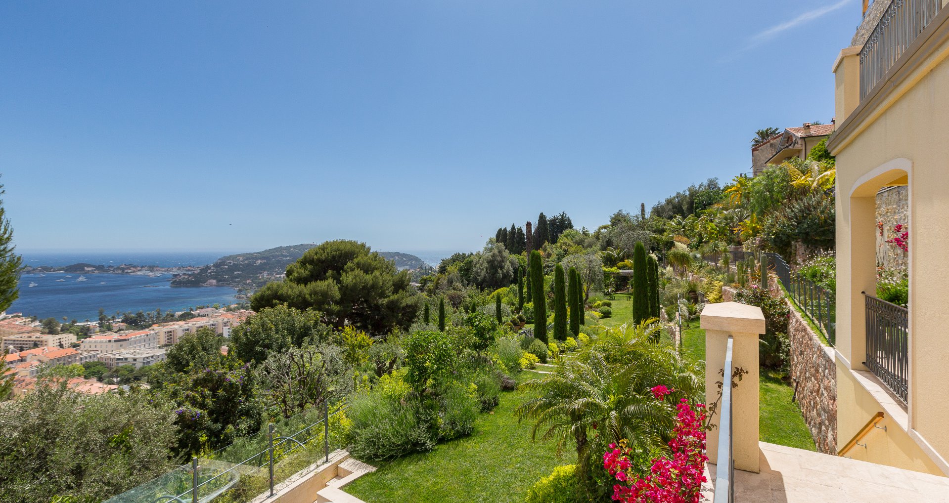 Ad Sale House BeaulieusurMer (06310) refV1033SJ