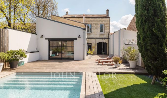 Sale House Bègles